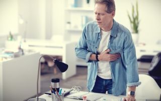 Симптомы и признаки болезней сердца: список основных