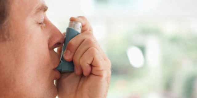 Приступ бронхиальной астмы: неотложная помощь взрослым и детям