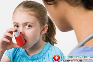 Приступ бронхиальной астмы: неотложная помощь взрослым и детям
