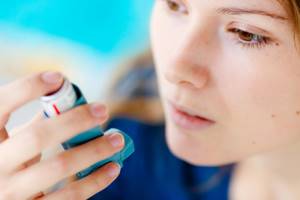 Базисное лечение бронхиальной астмы: цели, задачи, группы препаратов