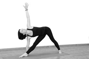 Йога при гипертонии: практики от повышенного давления