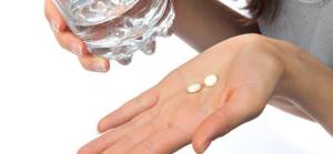 «Аспирин» при грудном вскармливании – можно ли пить лекарство кормящей маме