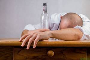 Можно ли пить алкоголь и курить при ВСД