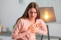 Колет сердце: причины колющей боли и что делать дома